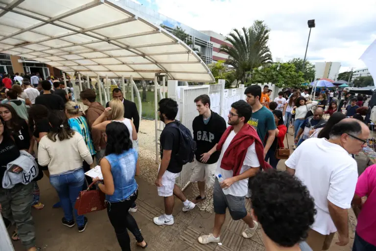 Como consultar e usar a nota do Enem para entrar na faculdade
